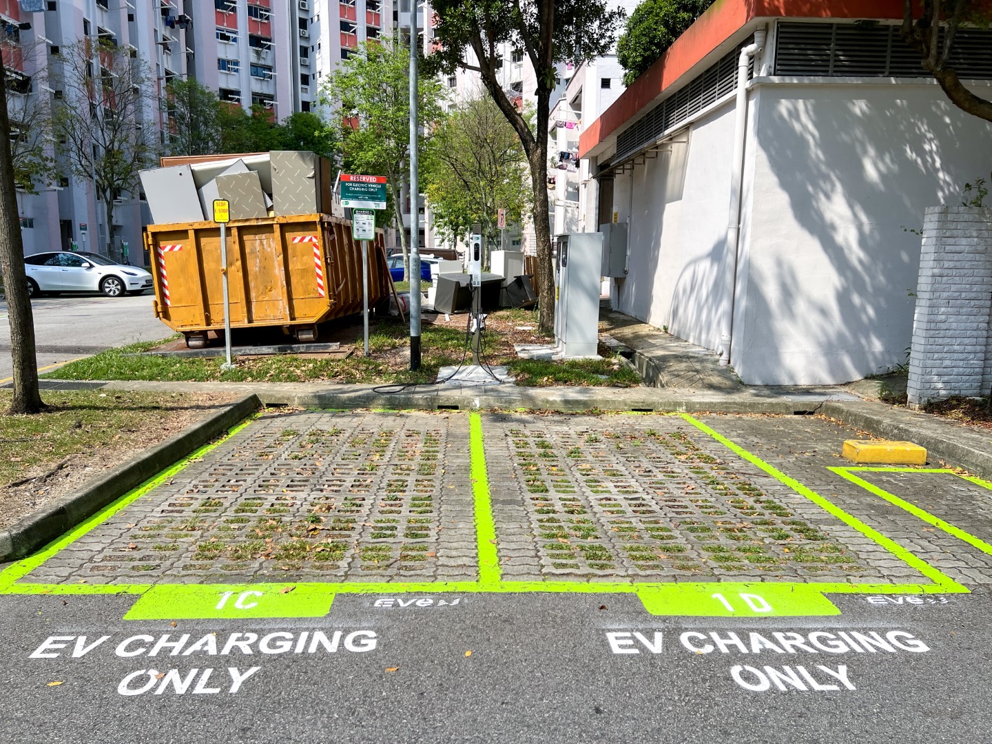 EV Charging Point @ J1 car park